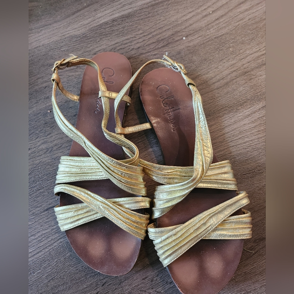 Cole Hann Golden flat sandals women size 6